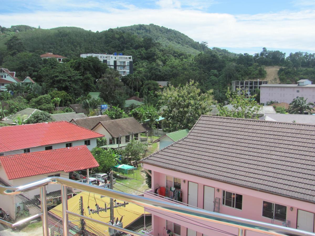 Red Sapphire Hotel Patong Exterior photo